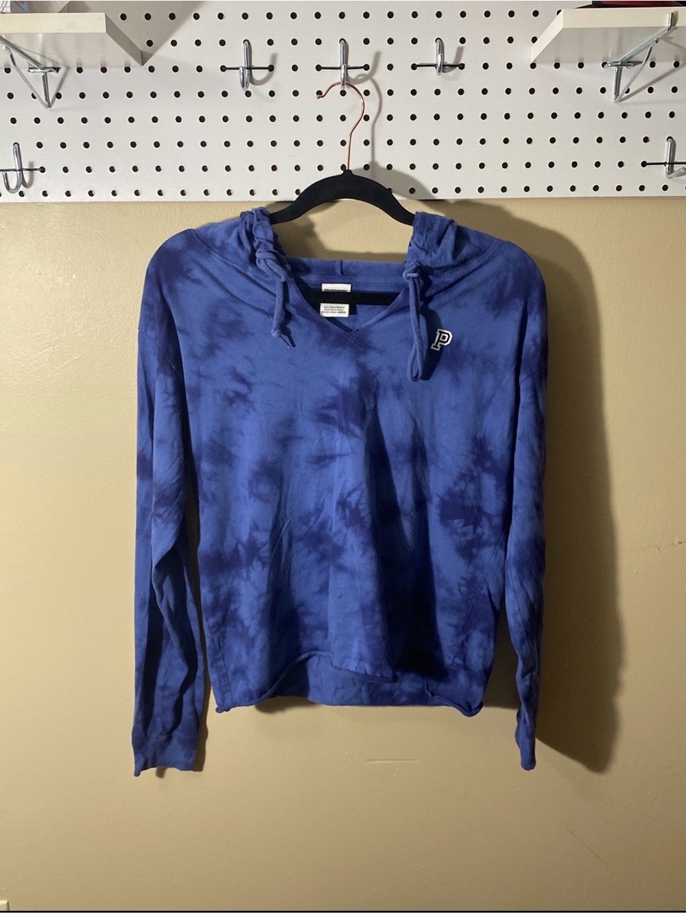PINK Victoria’s Secret Blue Tie-Dye Hoodie with 'P' Patch Logo